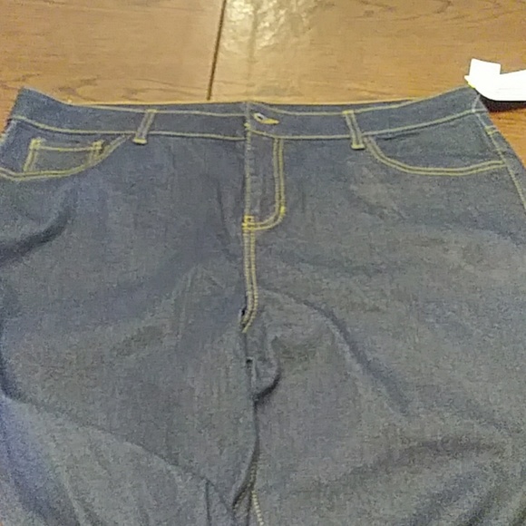 Bobbie Brooks jeans - Picture 2 of 5